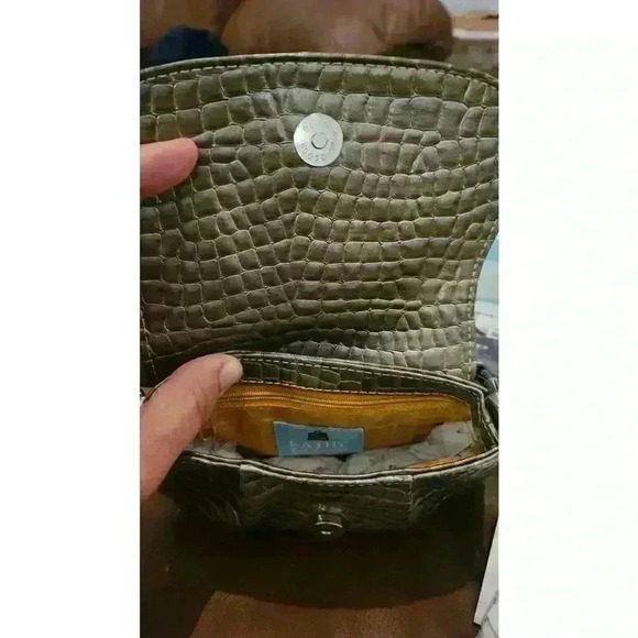 Kathy Van Zeeland Metallic Shoulder Bag & Wallet Croc Embossed Silver Y2K - Picture 4 of 9